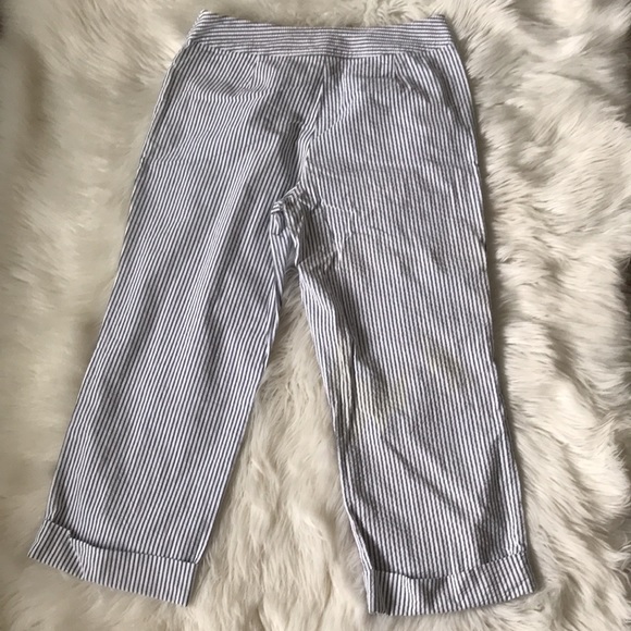 π 10/$10 π LIZ CLAIBORNE Capri Seersucker Pant, Gray & White Size 8 - Picture 9 of 16